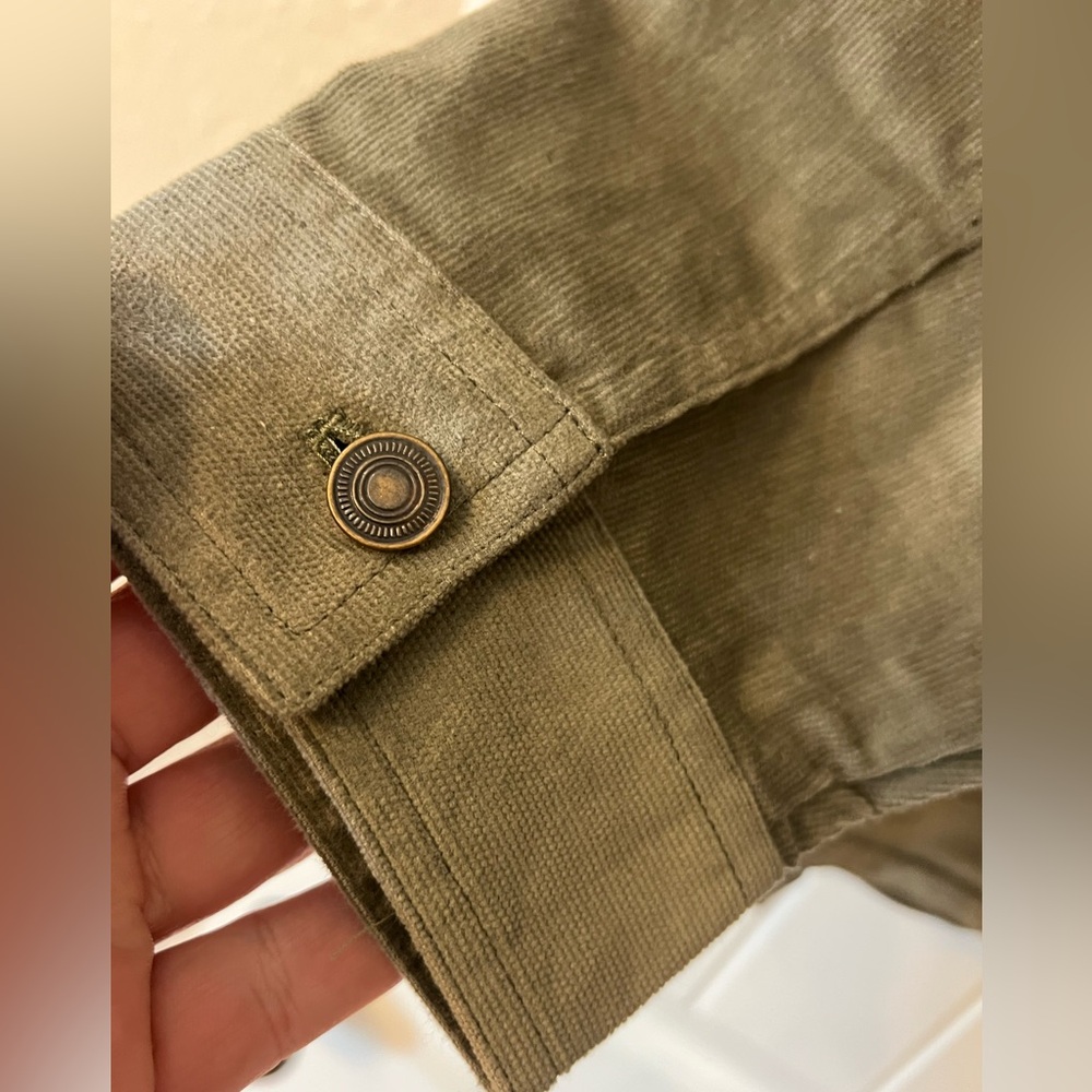 Size 3X- Corduroy shirt jacket/ sage green- New! - Picture 3 of 6